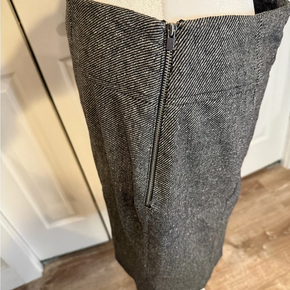 Banana Republic, Gray Tweed Pencil Skirt Size 10